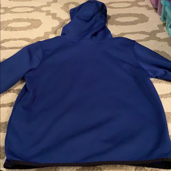 Boys Under Armour Hoodie - Picture 8 of 8